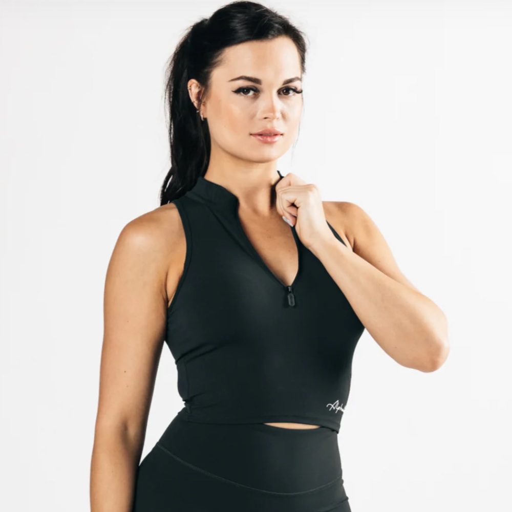 New with tags Alphalete pulse tank w/ zipper size medium